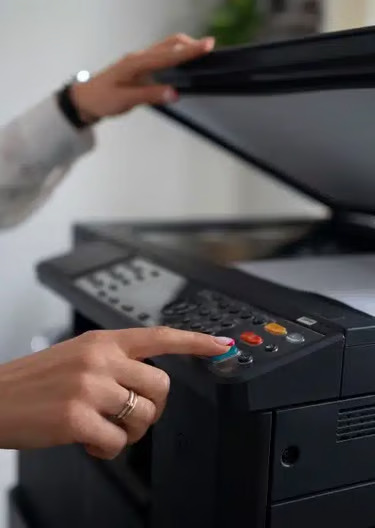 Fotocopiatrice in uso